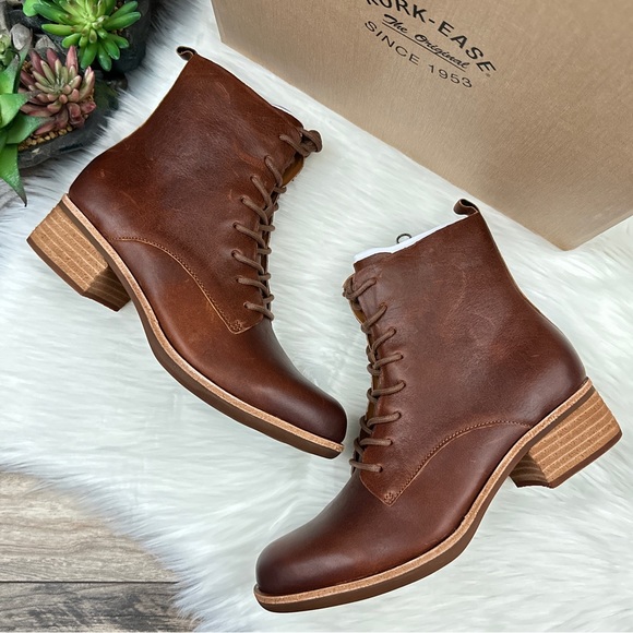 KorkEase Shoes Nib Kork Ease Calista Lace Up Combat Bootie Ankle